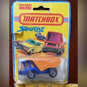 MATCHBOX 23 F Superfast Atlas Truck Tipper Truck In Original Card